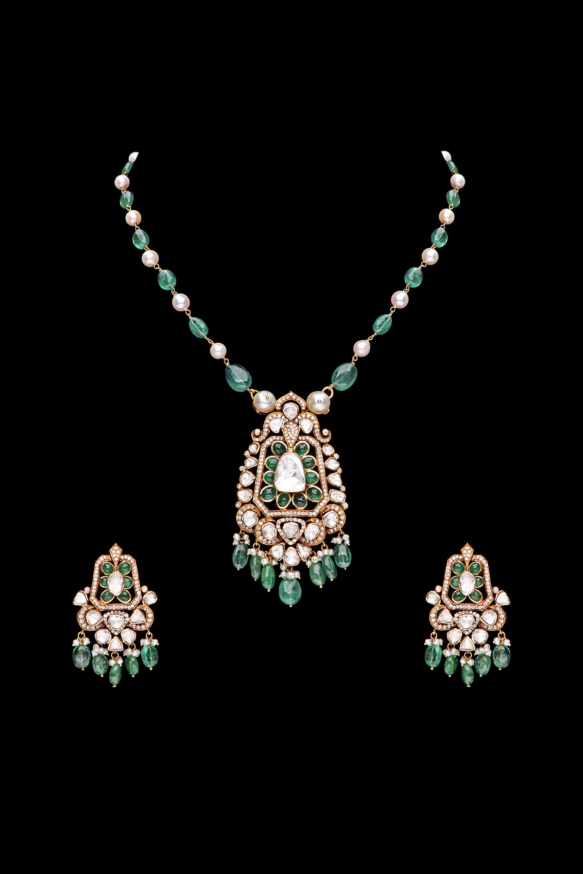 Elegant Polki neckpiece and earring set